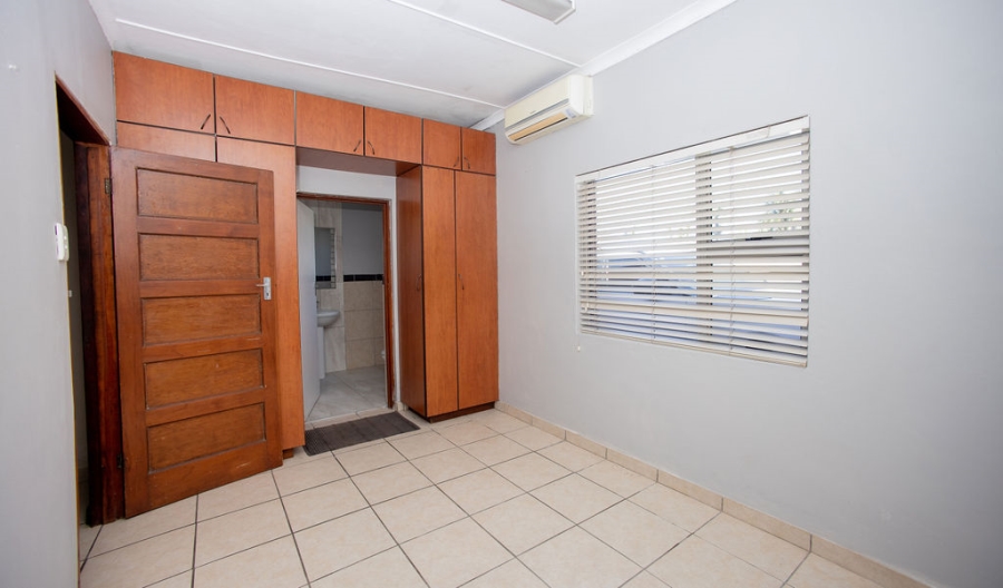 4 Bedroom Property for Sale in Baysville Eastern Cape